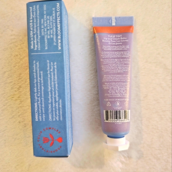 Bloomeffects Tulip Tint Lip & Cheek Balm - Crispa Coral - Picture 3 of 4